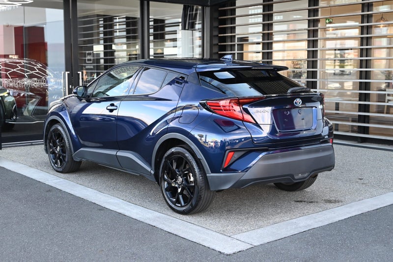 2020 Toyota C-HR 1.8 Petrol Hybrid G FWD SUV image 2