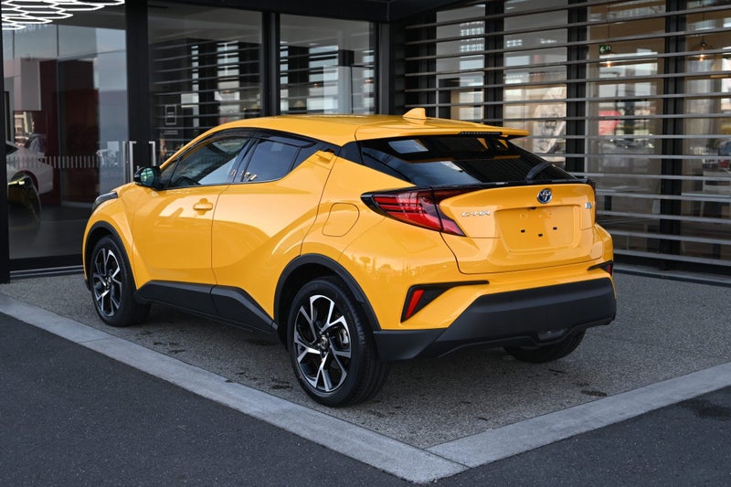 2020 Toyota C-HR 1.8 Petrol Hybrid G FWD SUV image 2