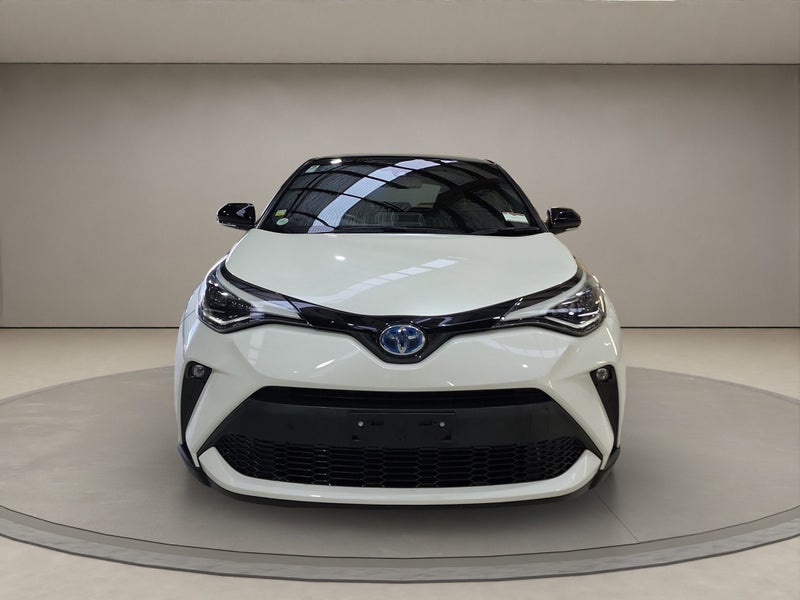 2020 Toyota C-HR 1.8L Hybrid G 2WD SUV image 3
