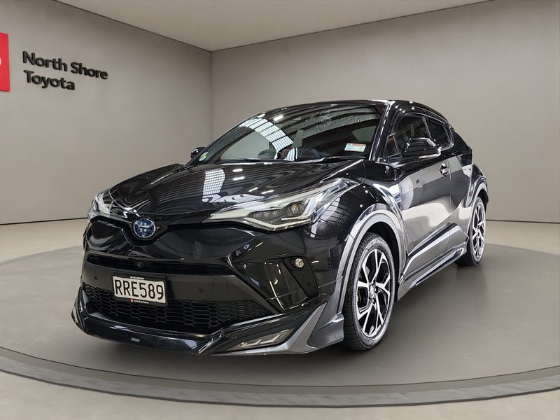 2020 Toyota C-HR 1.8L Hybrid G FWD SUV image 3