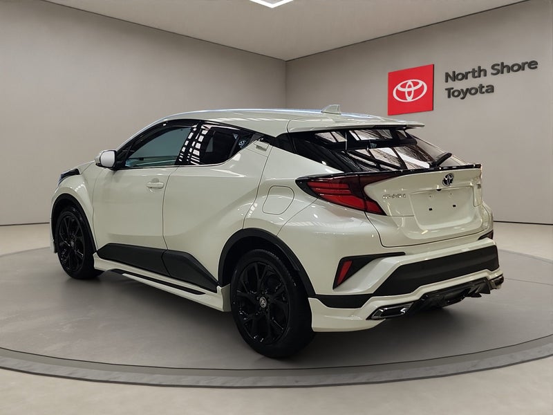 2020 Toyota C-HR 1.8L Hybrid G Mode Nero Safety... image 5