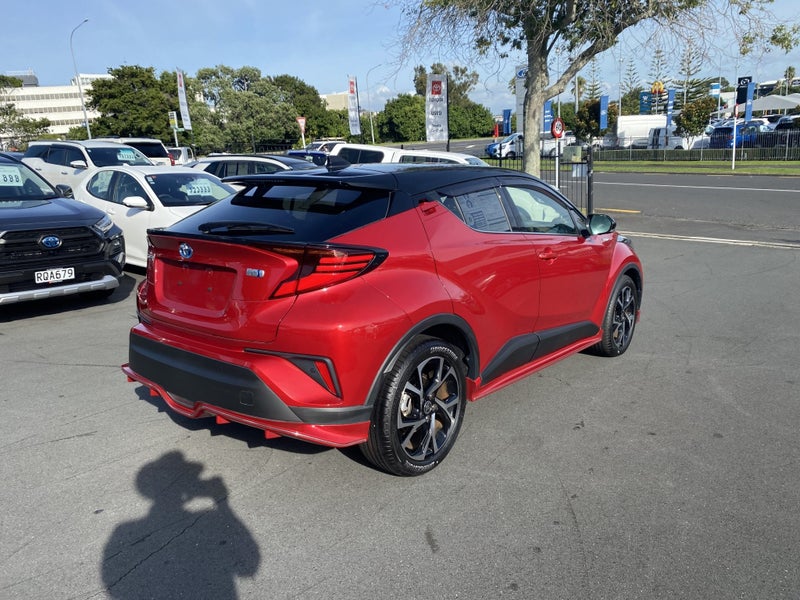 2020 Toyota C-HR 1.8P Hybrid G SUV image 2