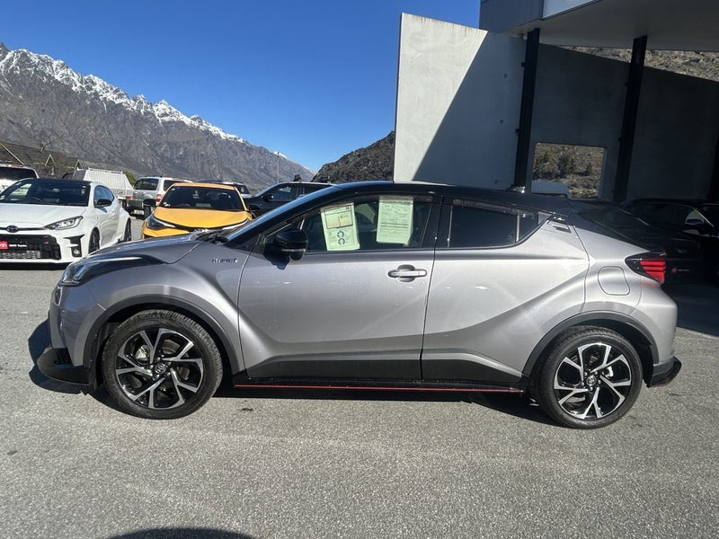 2020 Toyota C-HR G Spec image 4