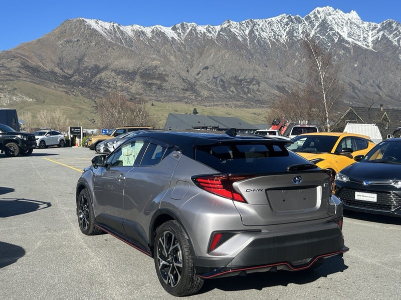 2020 Toyota C-HR G Spec image 5