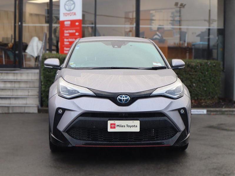 2020 Toyota C-HR G Spec HYBRID CHR, Leather image 2