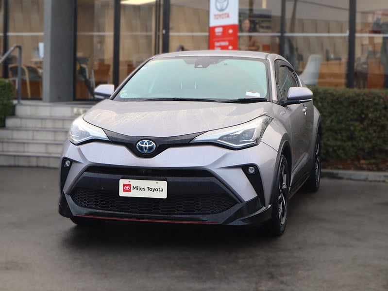 2020 Toyota C-HR G Spec HYBRID CHR, Leather image 3