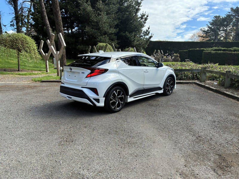 2020 Toyota C-HR Hybrid G image 3