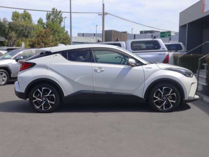 2020 Toyota C-HR HYBRID G, Leather image 4