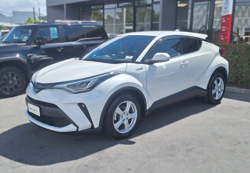 2020 Toyota C-HR HYBRID G, Push Start image 3