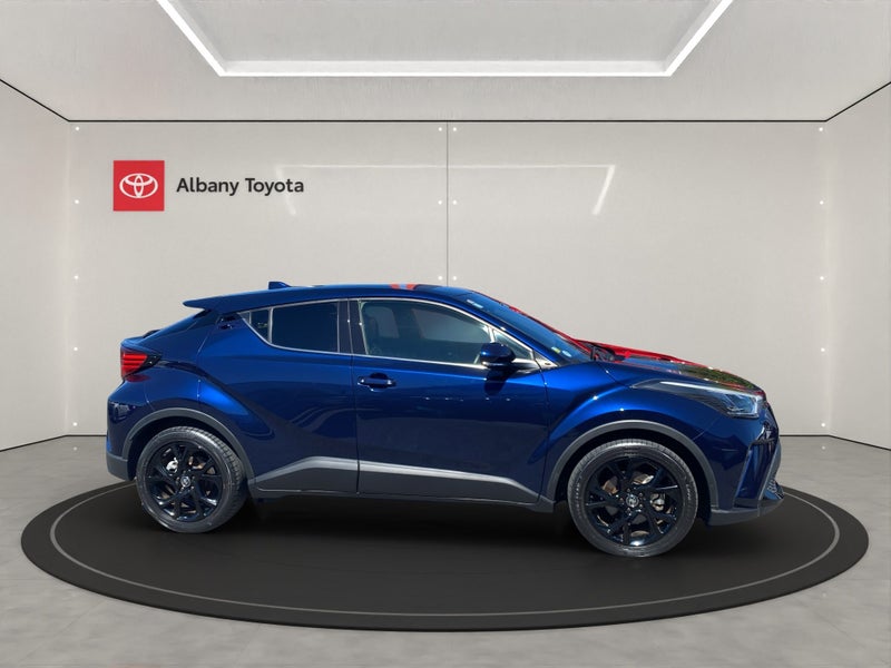 2020 Toyota C-HR Hybrid nero edition image 2