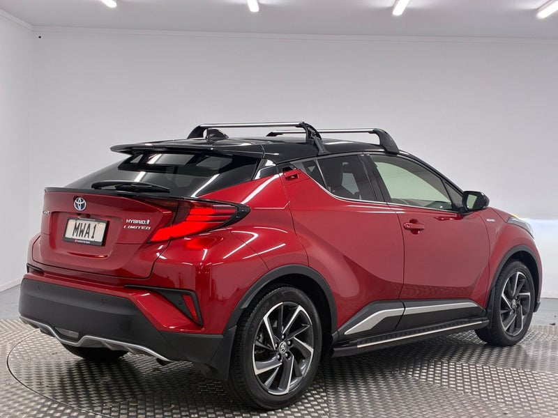 2020 Toyota C-HR Limited 1.8P Hybrid image 3