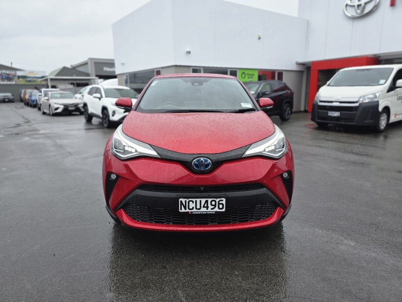 2020 Toyota C-HR Limited 1.8P Hybrid ECVT FWD SUV image 3