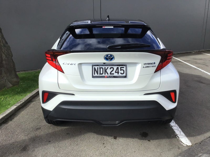 2020 Toyota C-HR Limited 1.8P Hybrid NZ New image 3