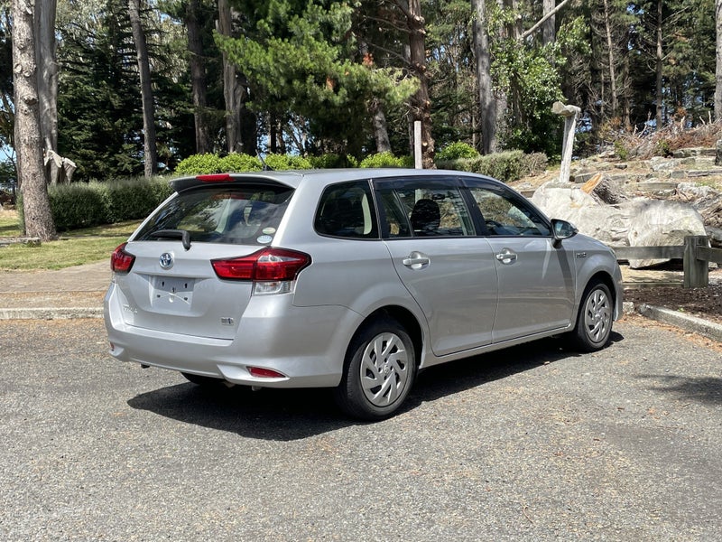 2020 Toyota Corolla 1.5 Hybrid Wagon image 4