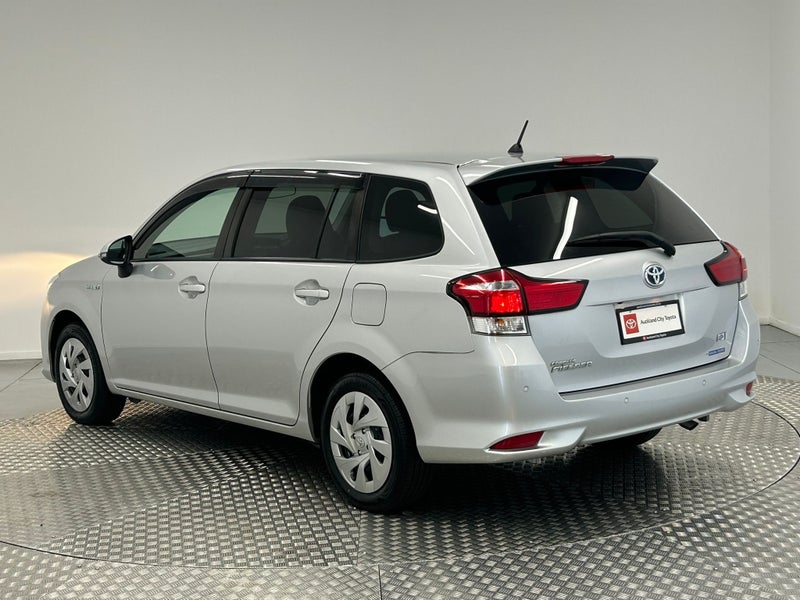 2020 Toyota Corolla 1.5 Hybrid Wagon image 5