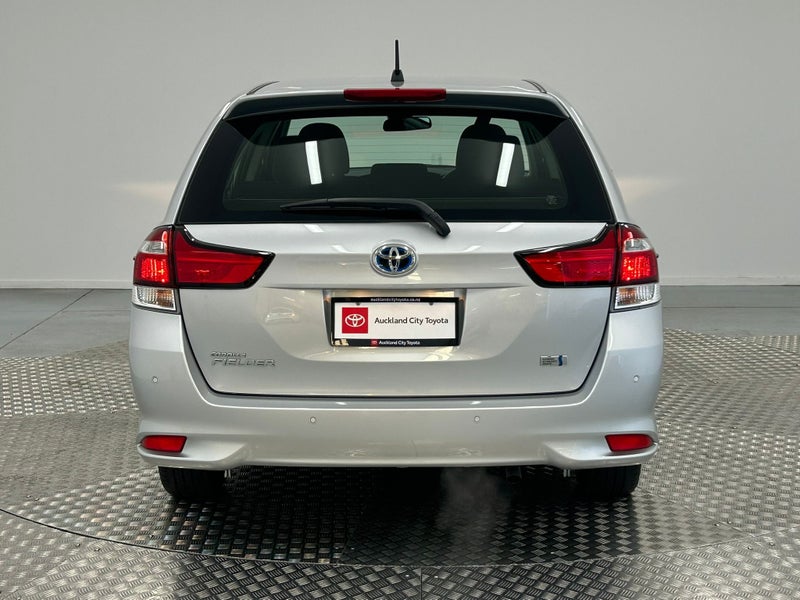 2020 Toyota Corolla 1.5 Hybrid Wagon image 4