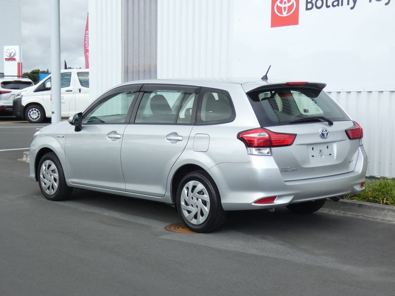 2020 Toyota Corolla 1.5 Hybrid Wagon image 3