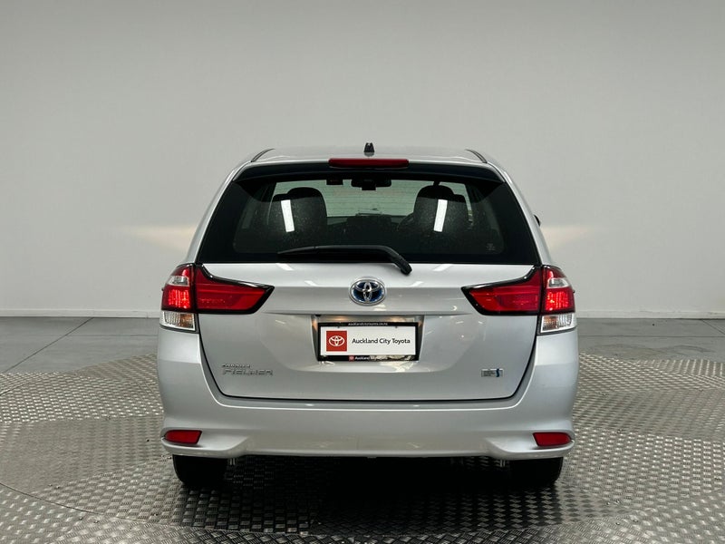 2020 Toyota Corolla 1.5 Hybrid Wagon image 4