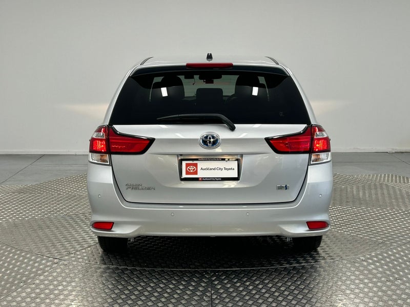 2020 Toyota Corolla 1.5 Hybrid Wagon image 4