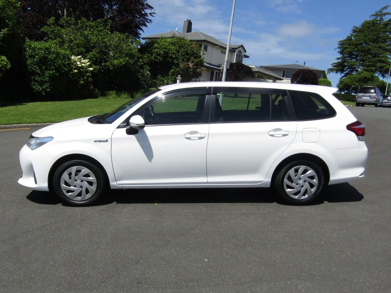 2020 Toyota Corolla 1.5 Hybrid Wagon image 5