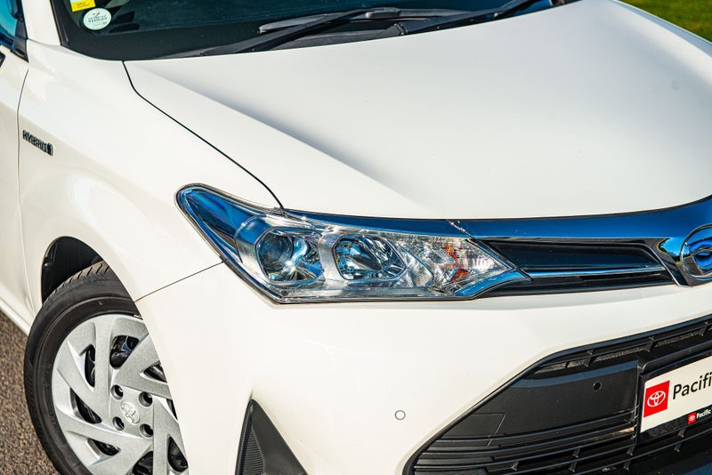 2020 Toyota Corolla 1.5 Hybrid Wagon CVT 2WD image 2
