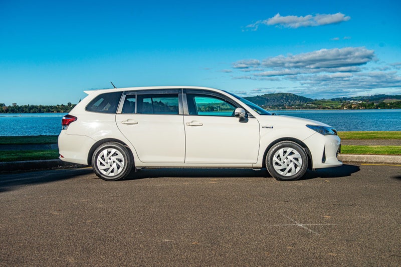 2020 Toyota Corolla 1.5 Hybrid Wagon CVT 2WD image 5
