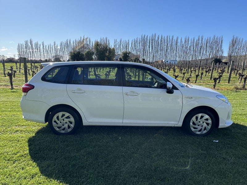 2020 Toyota Corolla 1.5 Hybrid Wagon CVT 2WD image 2