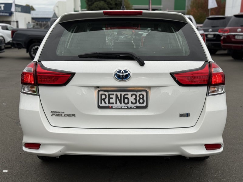 2020 Toyota Corolla 1.5L Hybrid certified image 5