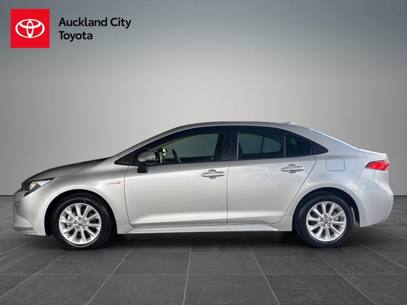 2020 Toyota Corolla 1.8 Hybrid S 4 Dr Sedan CVT... image 4