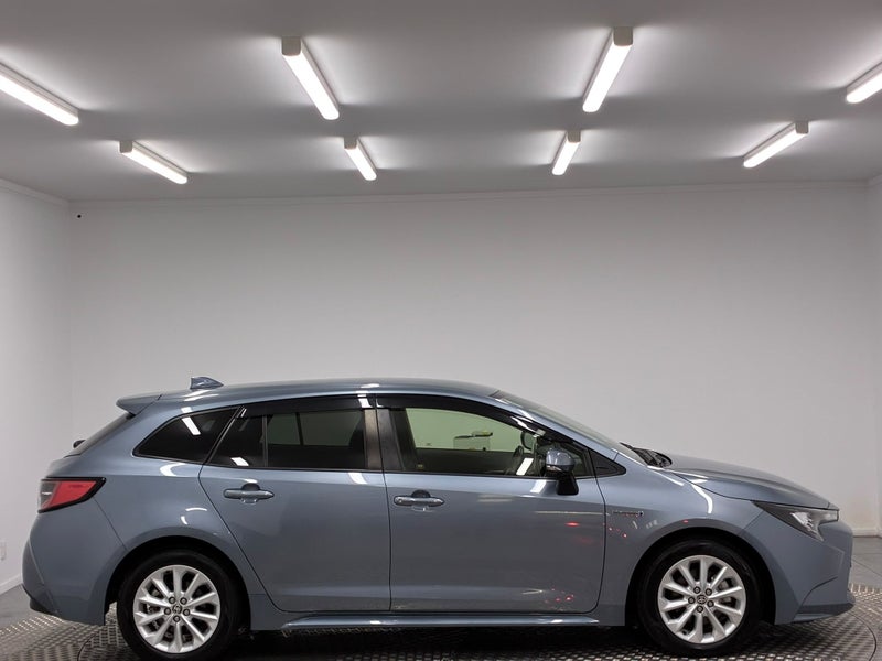 2020 Toyota Corolla 1.8 Hybrid S Touring image 2
