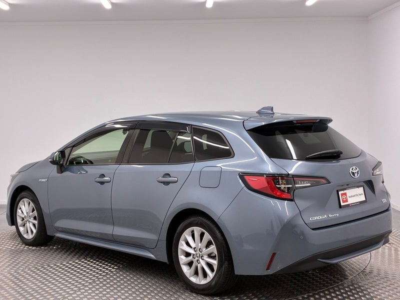 2020 Toyota Corolla 1.8 Hybrid S Touring image 5