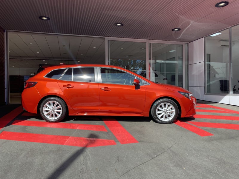 2020 Toyota Corolla 1.8 Hybrid S Touring 5 Dr W... image 4