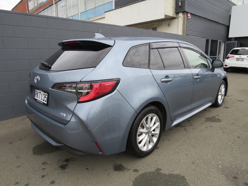 2020 Toyota Corolla 1.8 Hybrid S Touring image 5