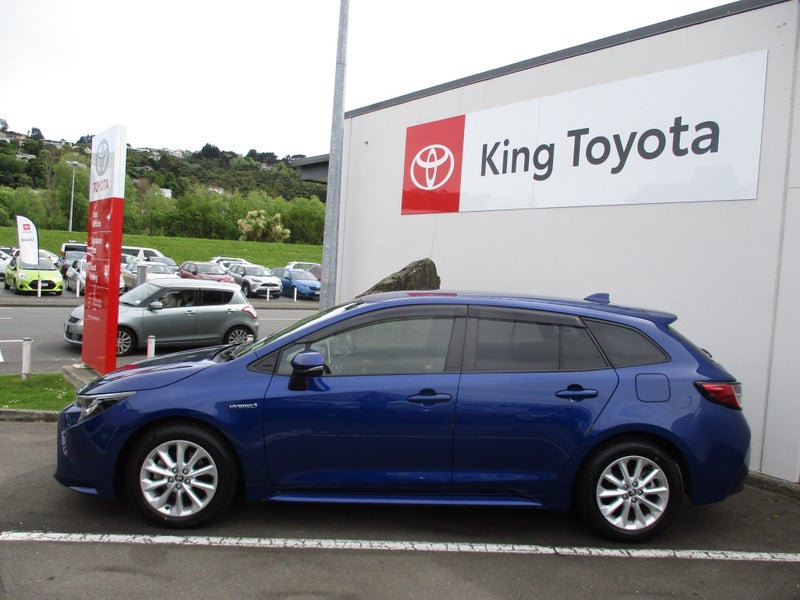 2020 Toyota Corolla 1.8 Hybrid S Touring image 2