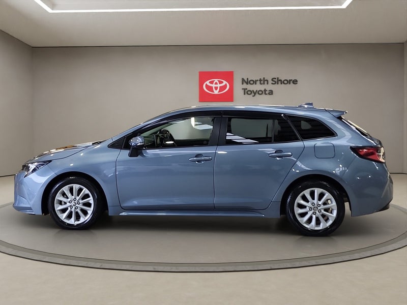 2020 Toyota Corolla 1.8L Hybrid S Touring FWD S... image 4