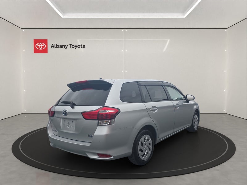 2020 Toyota Corolla Fielder 1.5 Hybrid EX 5 Dr... image 3