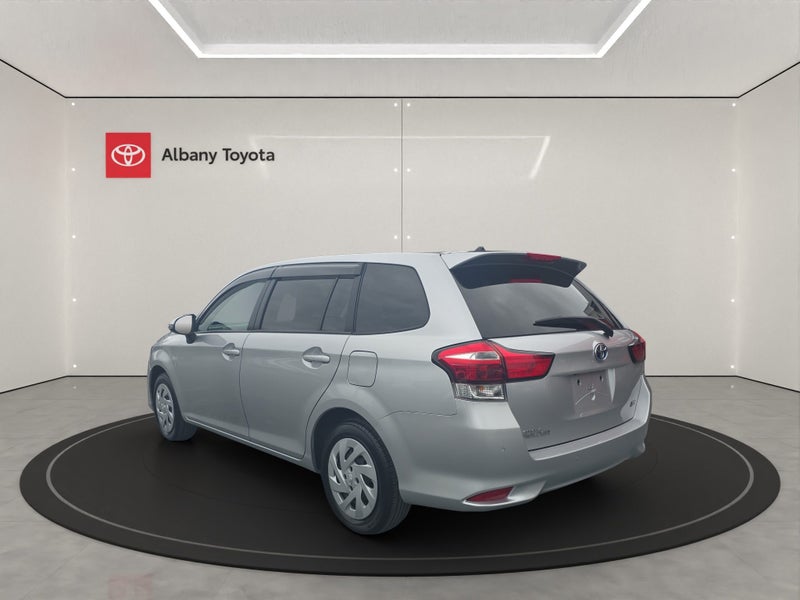 2020 Toyota Corolla Fielder 1.5 Hybrid EX 5 Dr... image 5