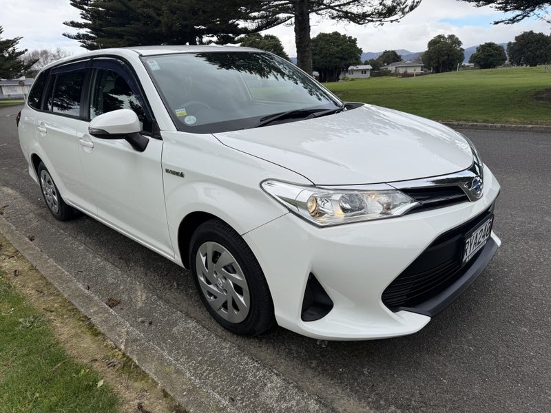2020 Toyota Corolla Fielder 1.5 Hybrid EX Autom... image 5