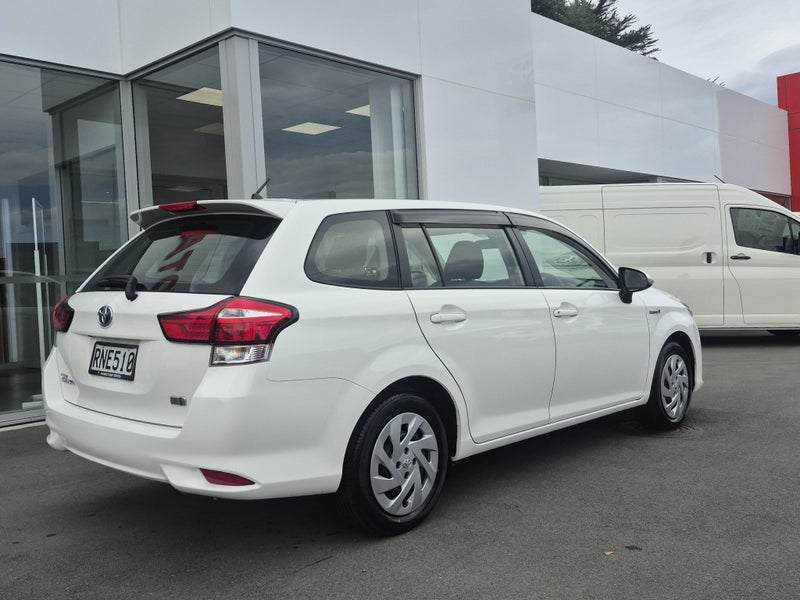 2020 Toyota Corolla Fielder 1.5P HYBRID Auto image 3