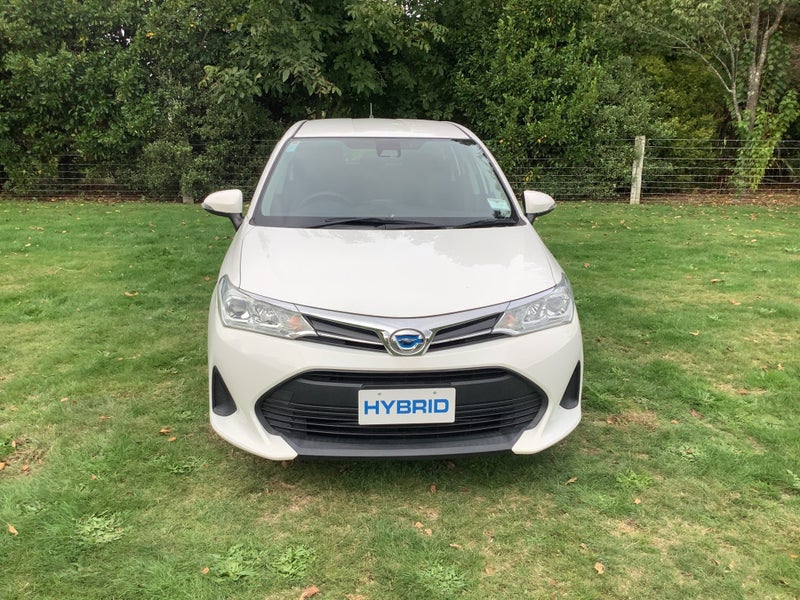 2020 Toyota Corolla Fielder Wagon 1.5 Hybrid El... image 3