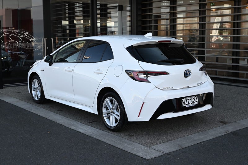 2020 Toyota Corolla GX 1.8 Petrol Hybrid FWD Ha... image 2