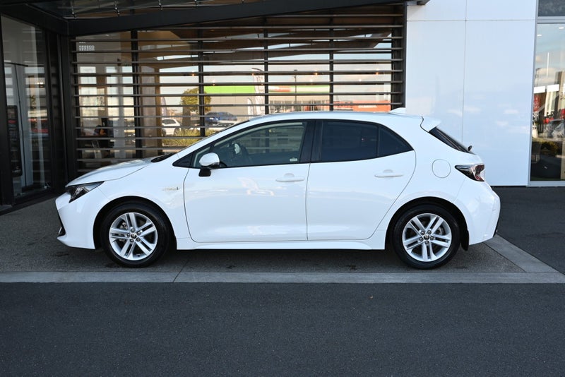 2020 Toyota Corolla GX 1.8 Petrol Hybrid FWD Ha... image 3