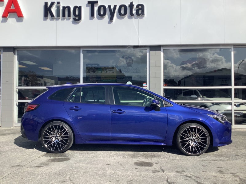 2020 Toyota Corolla GX 1.8P CVT FWD Wagon *NZ NEW* image 3