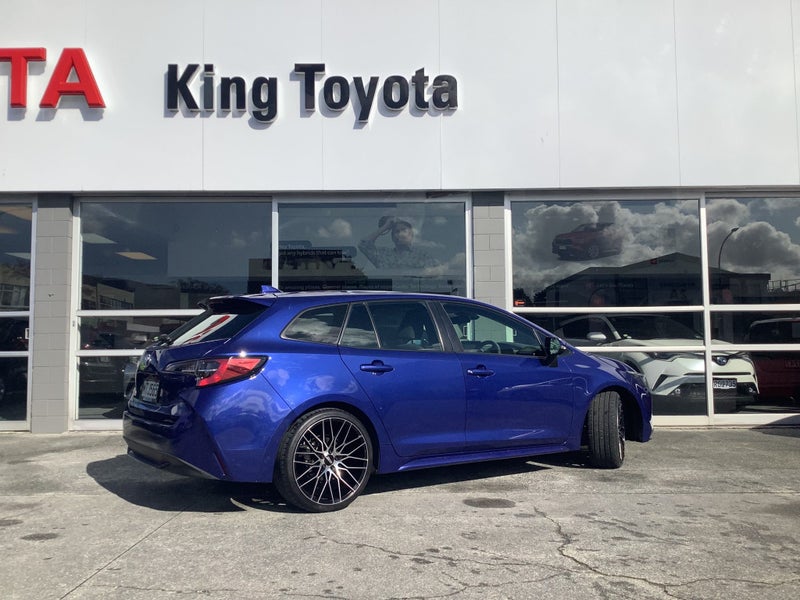 2020 Toyota Corolla GX 1.8P CVT FWD Wagon *NZ NEW* image 4