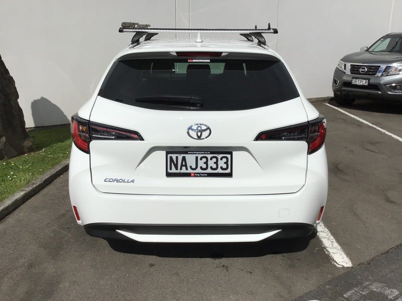 2020 Toyota Corolla GX 1.8P CVT Wagon NZ New image 3
