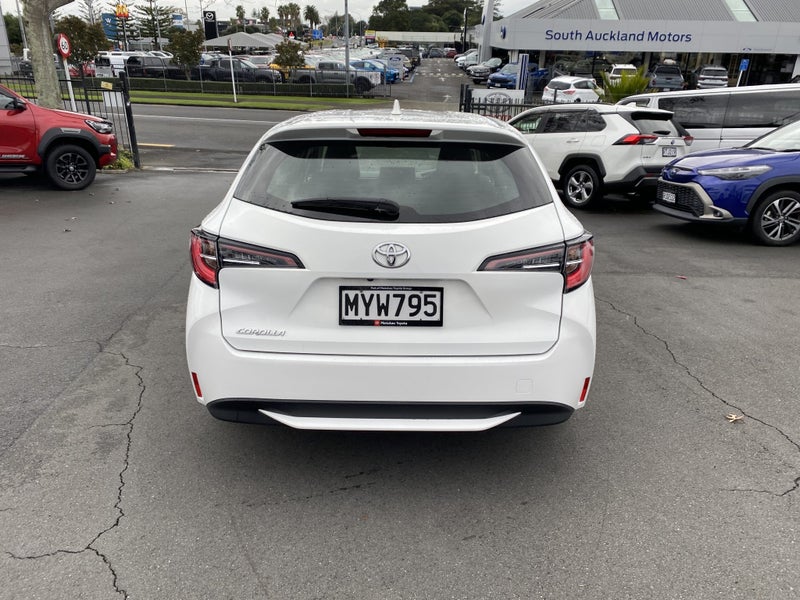 2020 Toyota Corolla GX 1.8P Wagon image 3