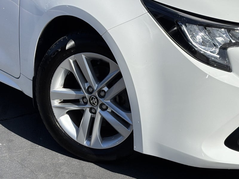 2020 Toyota Corolla GX 2.0 PETROL ECONOMICAL HATCH image 5