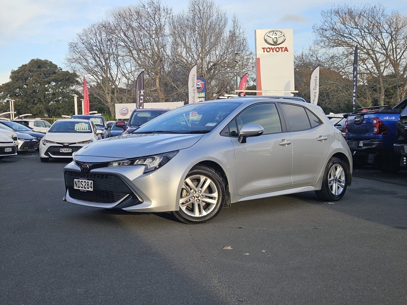 2020 Toyota Corolla GX 2.0L image 2