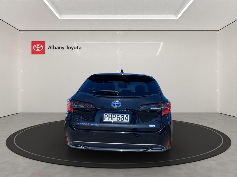 2020 Toyota Corolla Hybrid 1.8 Sedan 4 Dr CVT 2... image 4