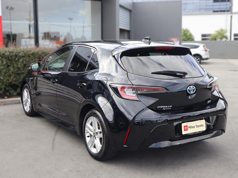 2020 Toyota Corolla HYBRID SPORT, Hatchback image 5